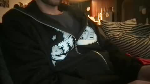 Snapshot of kelkun2828 chatting on 09/11/25, 01:49 kelkun2828 online show from 09/11/25, 01:49