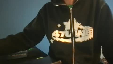 Snapshot of kelkun2828 chatting on 01/19/26, 10:30 kelkun2828 online show from 01/19/26, 10:30