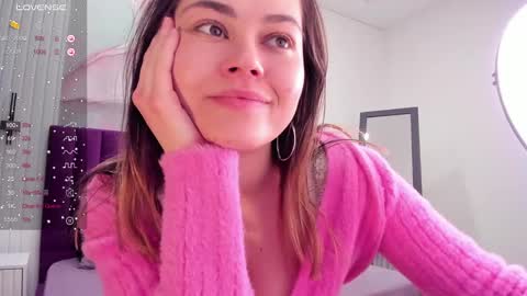 Snapshot of kelly_cuutie chatting on 03/02/25, 07:43 Kelly online show from 03/02/25, 07:43