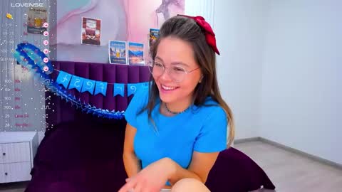 Snapshot of kelly_cuutie chatting on 10/02/25, 01:12 Kelly online show from 10/02/25, 01:12