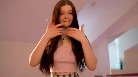 Snapshot of kelly_ember chatting on 02/25/25, 10:37 KELLY online show from 02/25/25, 10:37