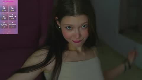 Snapshot of kelly_ember chatting on 09/08/25, 07:35 KELLY online show from 09/08/25, 07:35