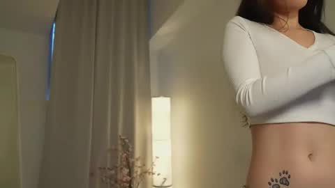 Snapshot of kelly_ember chatting on 10/09/25, 02:04 KELLY online show from 10/09/25, 02:04