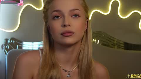 Kelly online show from 09/10/25, 05:18