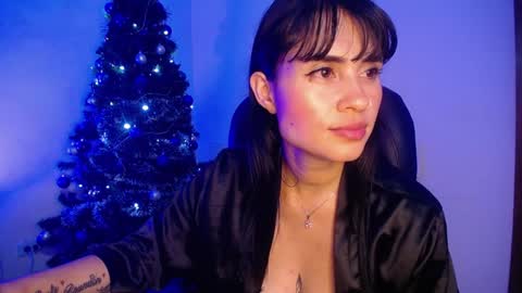 Snapshot of kelly_richardson1 chatting on 12/21/24, 04:41 elena online show from 12/21/24, 04:41