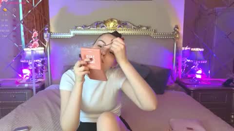 Snapshot of kellycartie chatting on 10/09/25, 12:03 Im Kelly online show from 10/09/25, 12:03