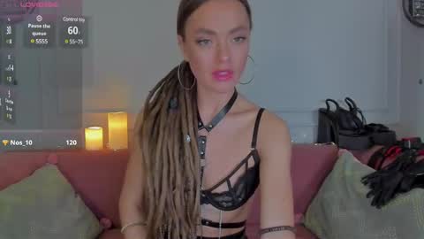 Snapshot of kellyfouler chatting on 02/23/25, 04:35 KellyFouler online show from 02/23/25, 04:35