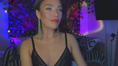 Snapshot of kellyfouler chatting on 09/25/25, 03:05 KellyFouler online show from 09/25/25, 03:05