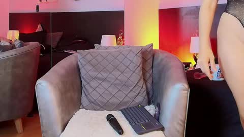 Kelly  online show from 03/08/25, 02:55