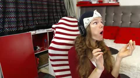 kelly online show from 12/15/25, 11:42