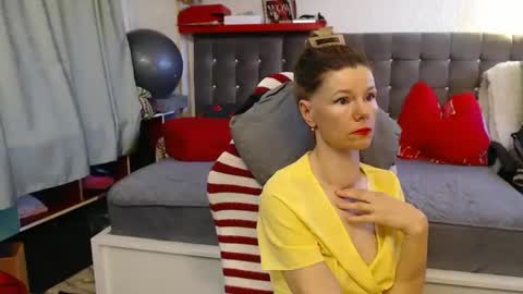 kelly online show from 04/06/26, 05:52