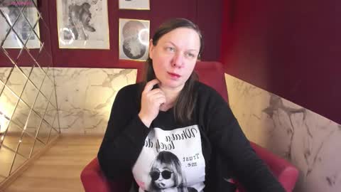 Kelly online show from 02/21/26, 12:06