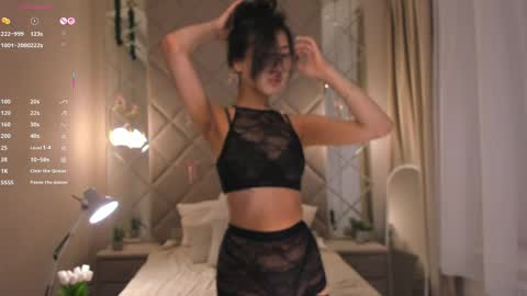 kellyy_bern online show from 04/24/26, 01:19