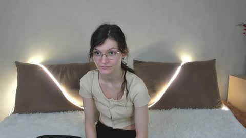 Kelsirabenold online show from 03/17/26, 04:50