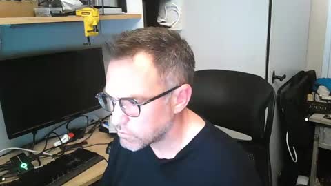 Snapshot of kelvin06133 chatting on 02/04/25, 10:45 kelvin06133 online show from 02/04/25, 10:45