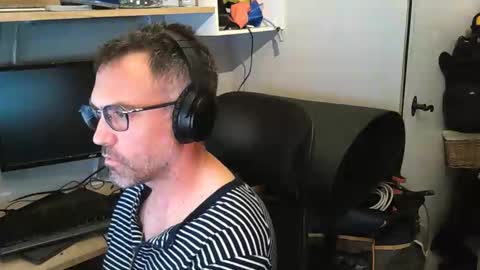 kelvin06133 online show from 04/01/26, 09:56