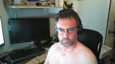 kelvin06133 online show from 05/01/26, 10:25