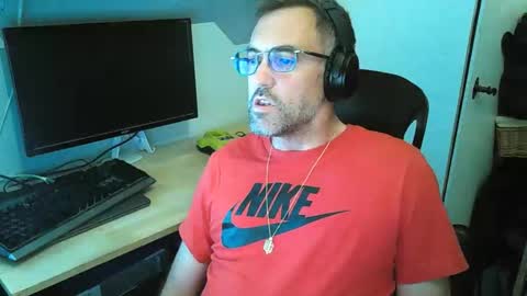 kelvin06133 online show from 05/21/26, 10:39