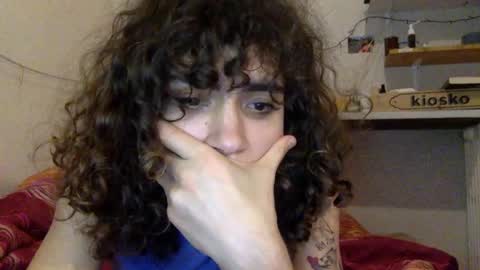 Snapshot of ken__barbie chatting on 12/15/25, 07:40 ken__barbie online show from 12/15/25, 07:40