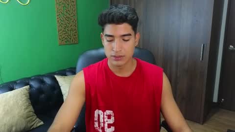 Snapshot of ken_blaker chatting on 12/21/24, 01:15 ken_blaker online show from 12/21/24, 01:15