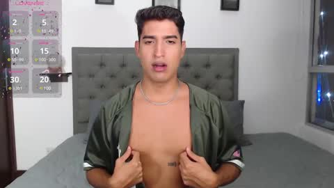 Snapshot of ken_blaker chatting on 12/24/24, 12:22 ken_blaker online show from 12/24/24, 12:22