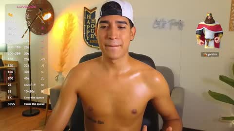 Snapshot of ken_blaker chatting on 09/24/25, 02:53 ken_blaker online show from 09/24/25, 02:53