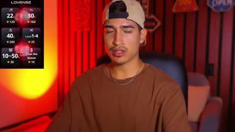 Snapshot of ken_blaker chatting on 11/03/25, 07:04 ken_blaker online show from 11/03/25, 07:04