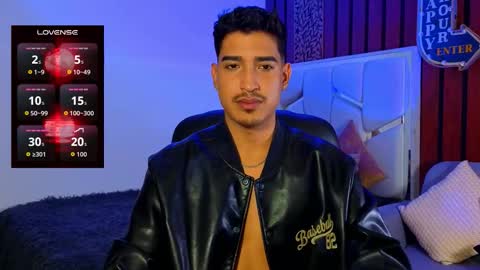 Snapshot of ken_blaker chatting on 11/24/25, 06:29 ken_blaker online show from 11/24/25, 06:29