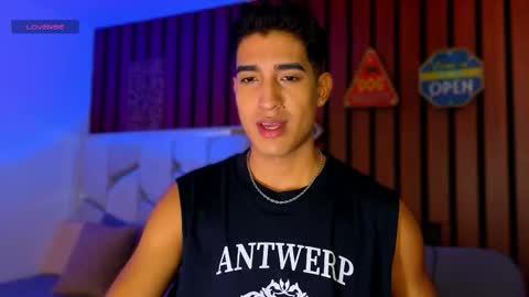 Snapshot of ken_blaker chatting on 12/16/25, 04:12 ken_blaker online show from 12/16/25, 04:12