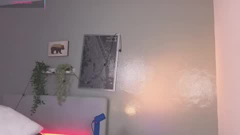   online show from 09/22/25, 11:34