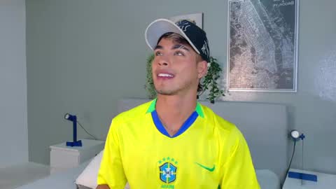   online show from 04/13/26, 10:21