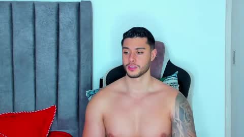 Snapshot of ken_mailik chatting on 02/02/25, 01:45 ken_mailik online show from 02/02/25, 01:45