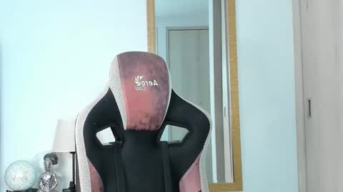 Snapshot of ken_mailik chatting on 11/12/25, 11:25 ken_mailik online show from 11/12/25, 11:25