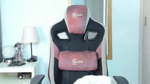 Snapshot of ken_mailik chatting on 12/02/25, 05:35 ken_mailik online show from 12/02/25, 05:35