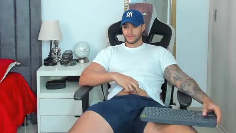 ken_mailik online show from 06/26/26, 12:59