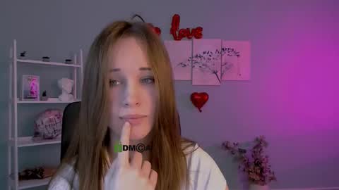 Snapshot of kendal_blow chatting on 02/15/26, 09:41 Sweet Kendal online show from 02/15/26, 09:41