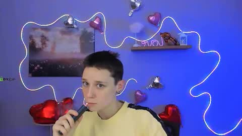 Snapshot of kendal_blow chatting on 02/17/26, 09:06 Sweet Kendal online show from 02/17/26, 09:06