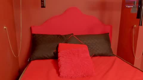 kendal_jhonsson online show from 12/08/24, 07:00