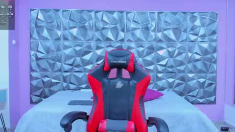 Snapshot of kendall23_ chatting on 03/11/25, 03:16 Kendall online show from 03/11/25, 03:16