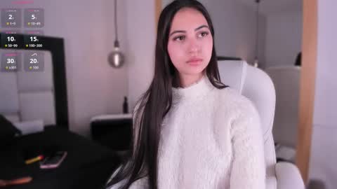    online show from 09/12/25, 11:43