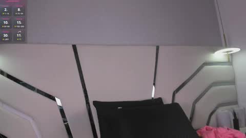 Snapshot of kendall_evanss_ chatting on 05/14/26, 08:04 kendall_evanss_ online show from 05/14/26, 08:04