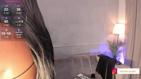 kendallbleer online show from 10/16/25, 01:17