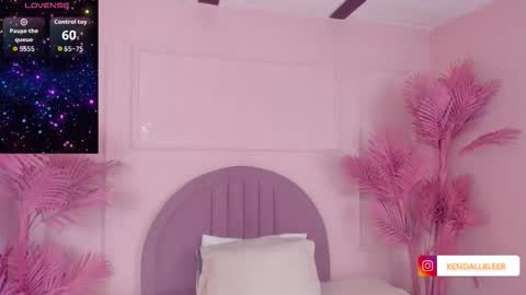 kendallbleer online show from 11/02/25, 02:30