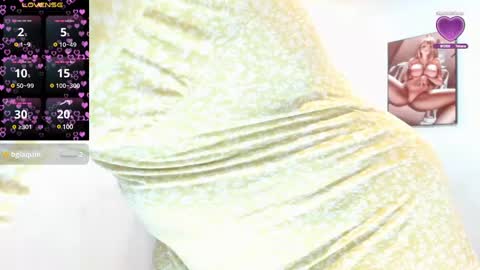 Snapshot of kendallclark03 chatting on 12/31/24, 05:44 kendall online show from 12/31/24, 05:44