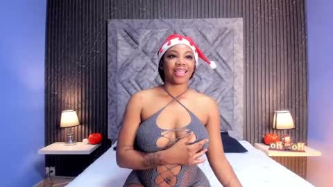 Snapshot of kendallrosse1 chatting on 12/20/24, 12:16 Kendal online show from 12/20/24, 12:16