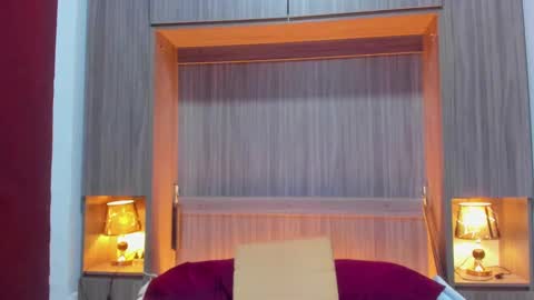 Snapshot of kendallrosse1 chatting on 12/28/24, 11:41 Kendal online show from 12/28/24, 11:41