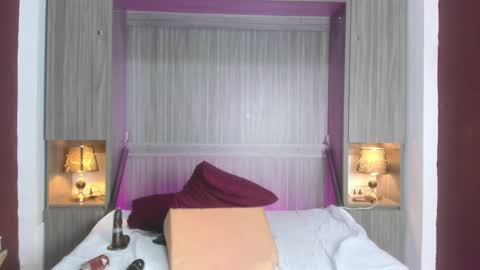 Snapshot of kendallrosse1 chatting on 03/04/25, 06:07 Kendal online show from 03/04/25, 06:07