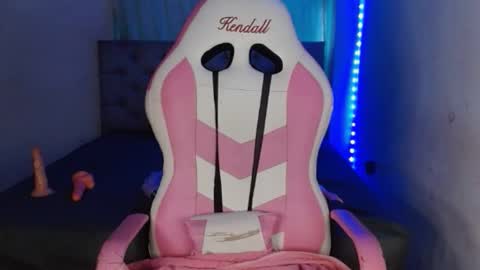 Snapshot of kendallrush2 chatting on 02/07/25, 09:15 Kendall Rush online show from 02/07/25, 09:15