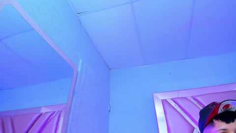 Kendall and Taylor online show from 02/09/25, 02:49