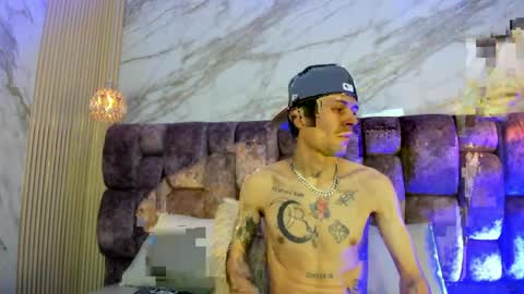 Kendall and Taylor online show from 04/10/26, 03:12